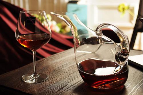 紅酒醒酒是什么意思？紅酒為什么要醒酒？