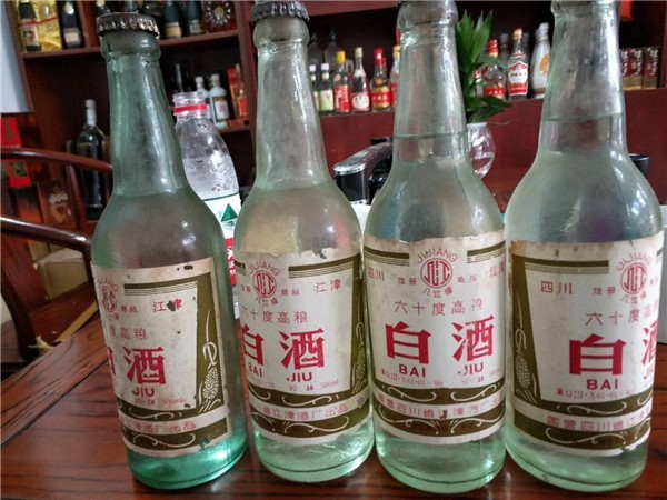 醬香老酒和新酒怎么勾兌才好喝？什么時(shí)間勾兌比較好