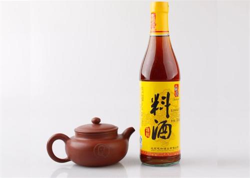 可以用白酒替代料酒嗎？吃了料酒做的菜會被酒駕嗎？