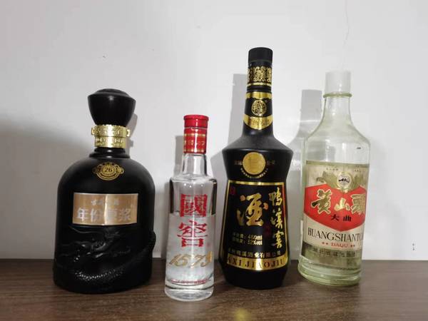 濃香白酒怎么品(濃香型白酒怎么品)