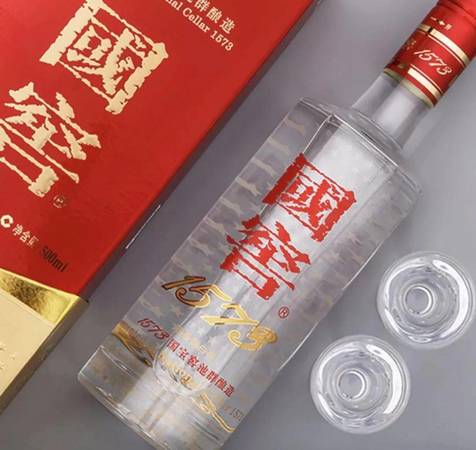 瀘州老窖酒1573價(jià)格表(瀘州老窖1573酒多少錢一瓶)