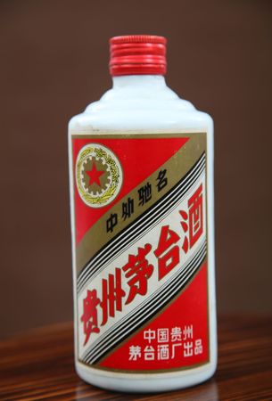 87年茅臺酒圖片大全(87年的茅臺酒圖片大全)