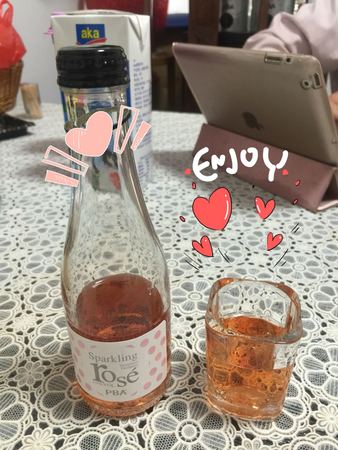 起泡葡萄酒咋喝(起泡葡萄酒怎么喝)