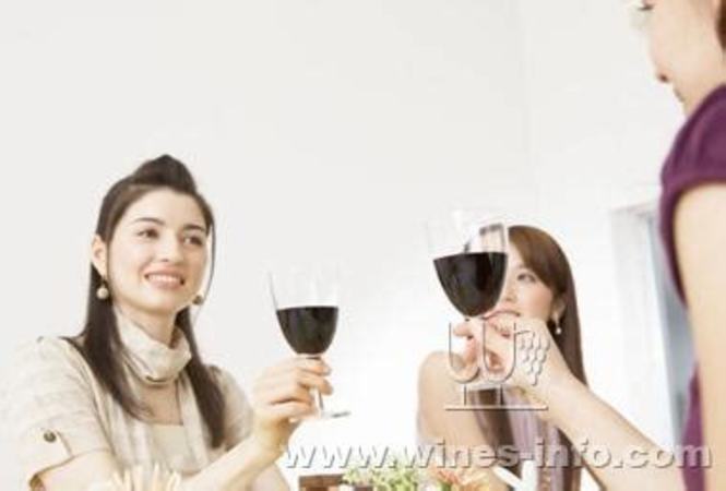 為什么說女人像酒,好的女人像白酒