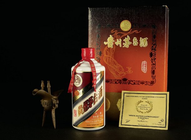 海淀回收茅臺(tái)瓶子(海淀回收50年茅臺(tái)酒瓶)